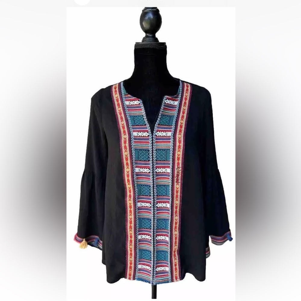 Andree BY UNIT Tunic Top Small Black Embroidered Bell Sleeves Excellent